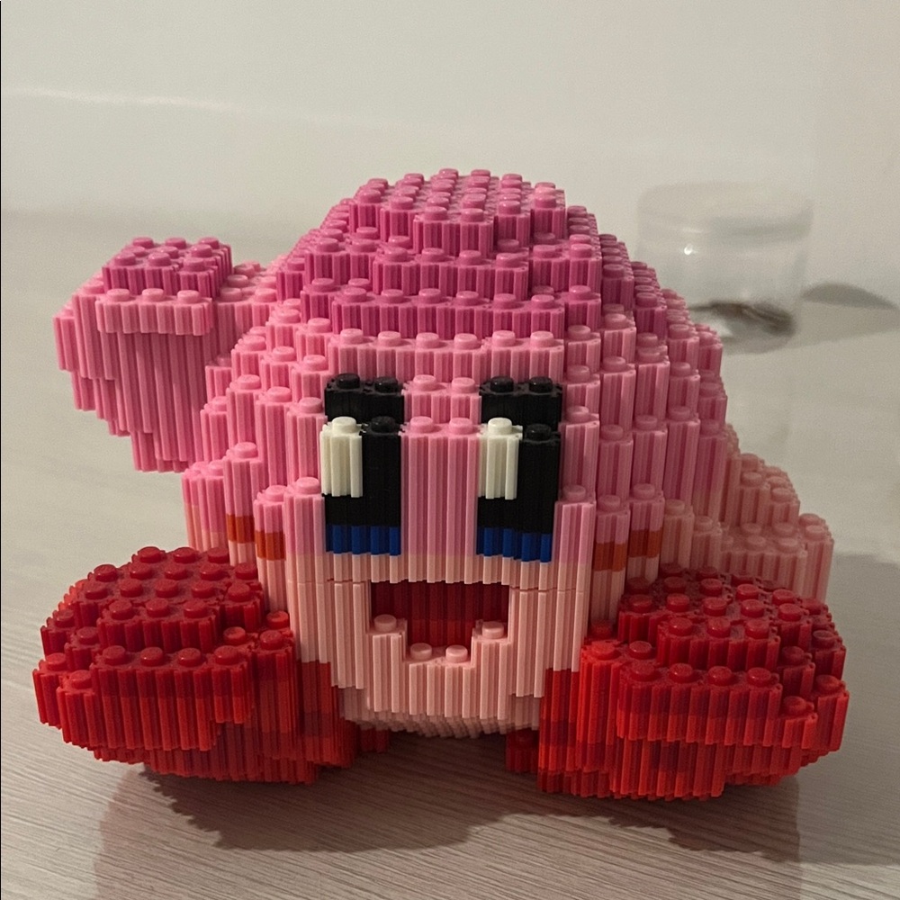 Kirby pixel art figure